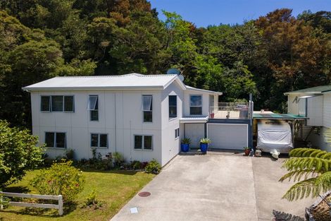 Photo of property in 15 Tohitapu Road, Paihia, 0200