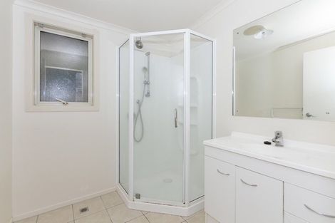 Photo of property in 8b Snead Place, Hamilton East, Hamilton, 3216