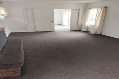 Photo of property in 1/450 Great South Road, Opaheke, Papakura, 2113