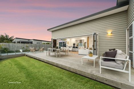 Photo of property in 25 Coutts Street, Papamoa Beach, Papamoa, 3118