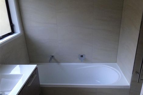 Photo of property in 90 Oaktree Avenue, Browns Bay, Auckland, 0630