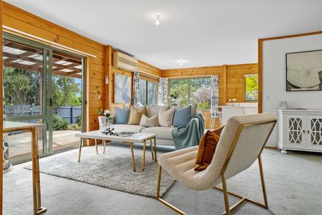 Photo of property in 60a Kaurilands Road, Titirangi, Auckland, 0604