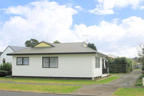Photo of property in 103b Charleston Avenue, Whangamata, 3620