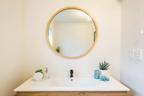 Photo of property in 36a Kohekohe Road, Waikanae, 5036