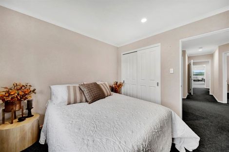 Photo of property in 121 Mercade Close, Stratford, 4332