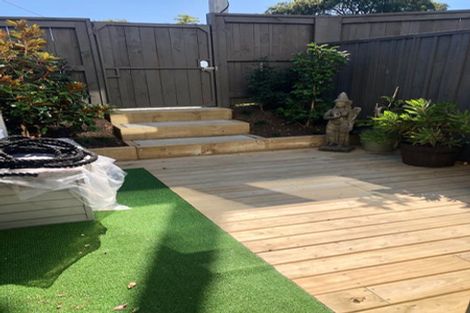 Photo of property in 74a Stanley Road, Glenfield, Auckland, 0629