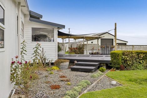 Photo of property in 1288 Normanby Road, Manaia, Hawera, 4678