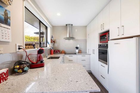 Photo of property in 2/81 Lancewood Drive, Halswell, Christchurch, 8025
