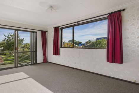 Photo of property in 11 Greenhithe Street, Waihola, Milton, 9073