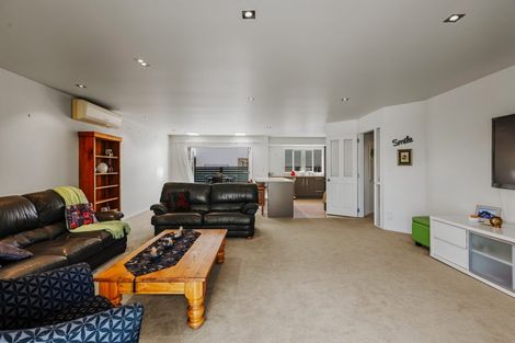 Photo of property in 3b Prince Avenue, Mount Maunganui, 3116