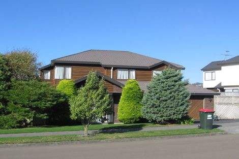 Photo of property in 137 Westchester Drive, Churton Park, Wellington, 6037