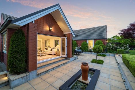 Photo of property in 43 Mcdougall Avenue, St Albans, Christchurch, 8014