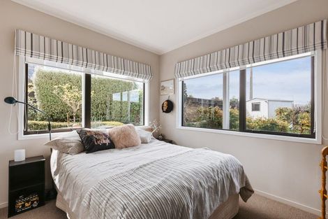 Photo of property in 103 Harbour View Road, Omokoroa, 3114