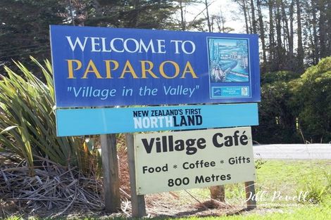 Photo of property in 1 Manaaki Circle, Paparoa, 0571
