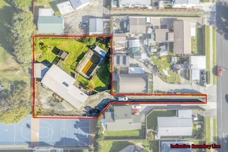 Photo of property in 9 Blanes Road, Weymouth, Auckland, 2103