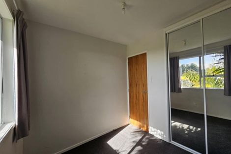 Photo of property in 2/25 Moire Road, Massey, Auckland, 0614