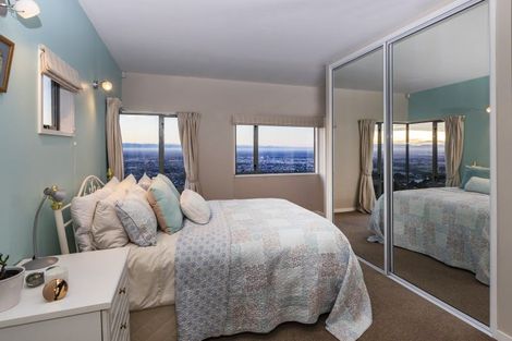Photo of property in 34 Harry Ell Drive, Cashmere, Christchurch, 8022