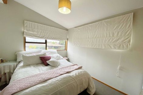 Photo of property in 4 Elvira Court, Bishopdale, Christchurch, 8053