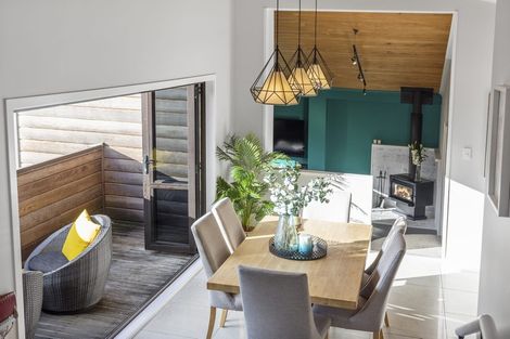 Photo of property in 131 Hinewa Road, Otumoetai, Tauranga, 3110