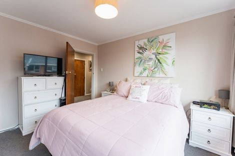 Photo of property in 16 Perth Street, Mosgiel, 9024