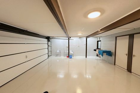 Photo of property in 2/16 Manutara Avenue, Forrest Hill, Auckland, 0620