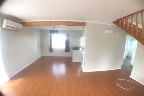 Photo of property in 60b Megan Avenue, Pakuranga Heights, Auckland, 2010