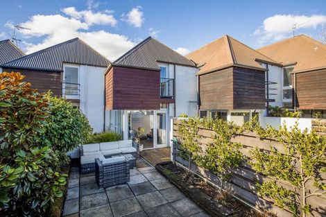 Photo of property in 102 Winchester Street, Merivale, Christchurch, 8014