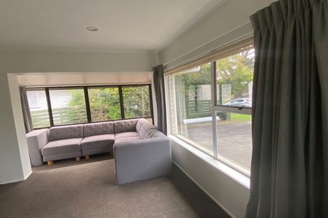 Photo of property in 1/3 Bentley Avenue, Glenfield, Auckland, 0629