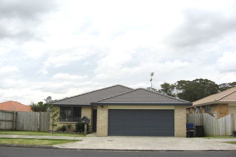 Photo of property in 32 Kayes Road, Pukekohe, 2120