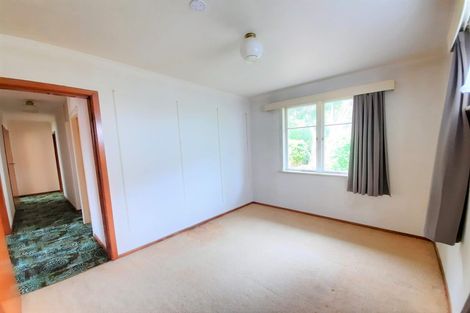 Photo of property in 43 Cutler Street, New Lynn, Auckland, 0600