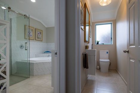 Photo of property in 204 Racecourse Road, Cambridge, 3493