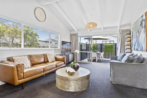 Photo of property in 576 Maunganui Road, Mount Maunganui, 3116