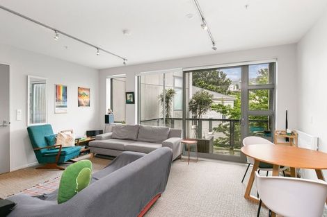 Photo of property in Masina Apartments, 204/80u Riddiford Street, Newtown, Wellington, 6021