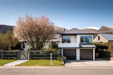 Photo of property in 22 Shaw Street, Arrowtown, 9302