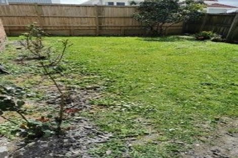 Photo of property in 6 Karamu Street, Te Atatu Peninsula, Auckland, 0610