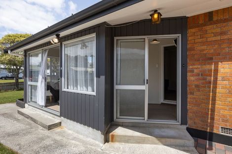 Photo of property in 22 Manapouri Place, Glenview, Hamilton, 3206
