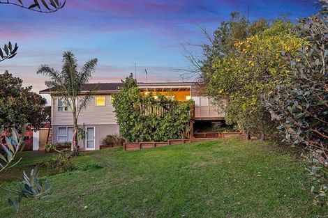 Photo of property in 3 Seabar Place, Glen Eden, Auckland, 0602