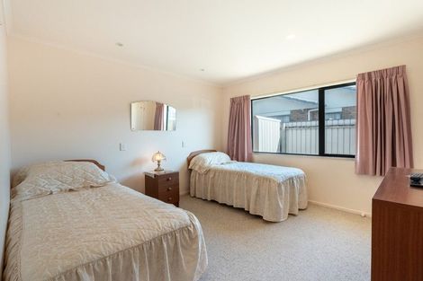 Photo of property in 83 Roberts Line, Kelvin Grove, Palmerston North, 4414