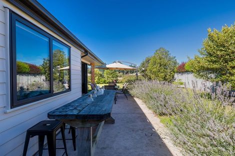 Photo of property in 17 Eric Batchelor Place, Waimate, 7924