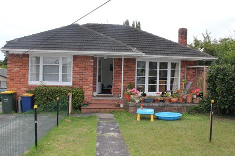 Photo of property in 29 Woodglen Road, Glen Eden, Auckland, 0602