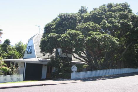 Photo of property in 2/51 Stanley Avenue, Milford, Auckland, 0620