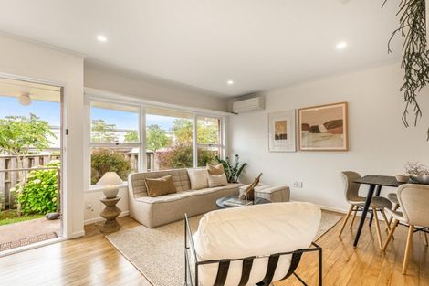 Photo of property in 3/17 Saltburn Road, Milford, Auckland, 0620