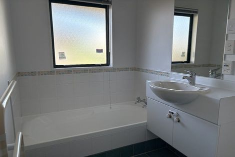 Photo of property in 24a Windsor Street, Terrace End, Palmerston North, 4410