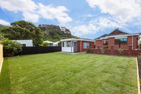 Photo of property in 53 Mersey Street, Island Bay, Wellington, 6023