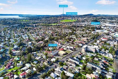 Photo of property in 5/1 Waters Place, New Lynn, Auckland, 0600