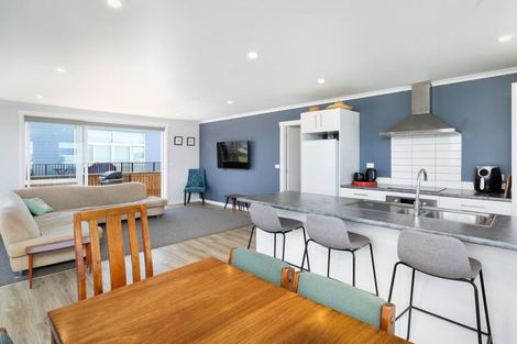 Photo of property in 11 Sandy Place, Waihi Beach, 3611
