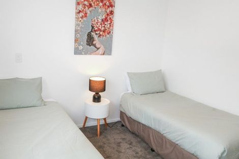 Photo of property in 19 Mohua Lane, Upper Riccarton, Christchurch, 8041