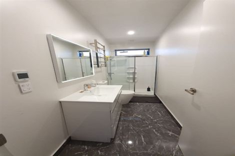 Photo of property in 40d Tomo Street, New Lynn, Auckland, 0600