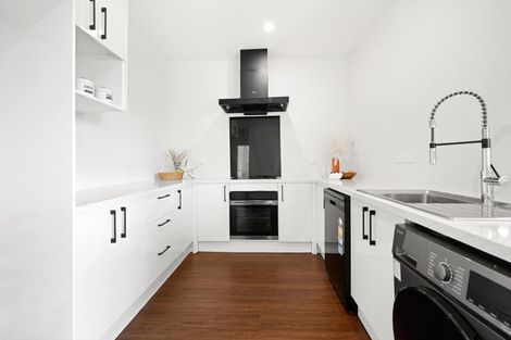 Photo of property in 8 Cassidy Street, Hamilton East, Hamilton, 3216