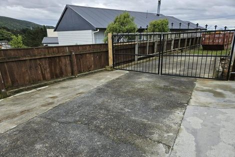 Photo of property in 17 Drummond Crescent, Kelson, Lower Hutt, 5010